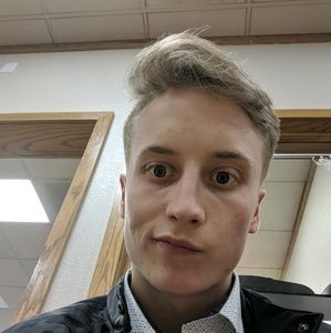 Meet your Posher, Tyler